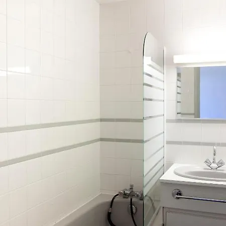Отель Et Des Bains 3*